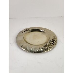 Vintage JC Hammered Metal Grape Leaf Trinket Dish Coaster Gold Tone 5.5 Inch
